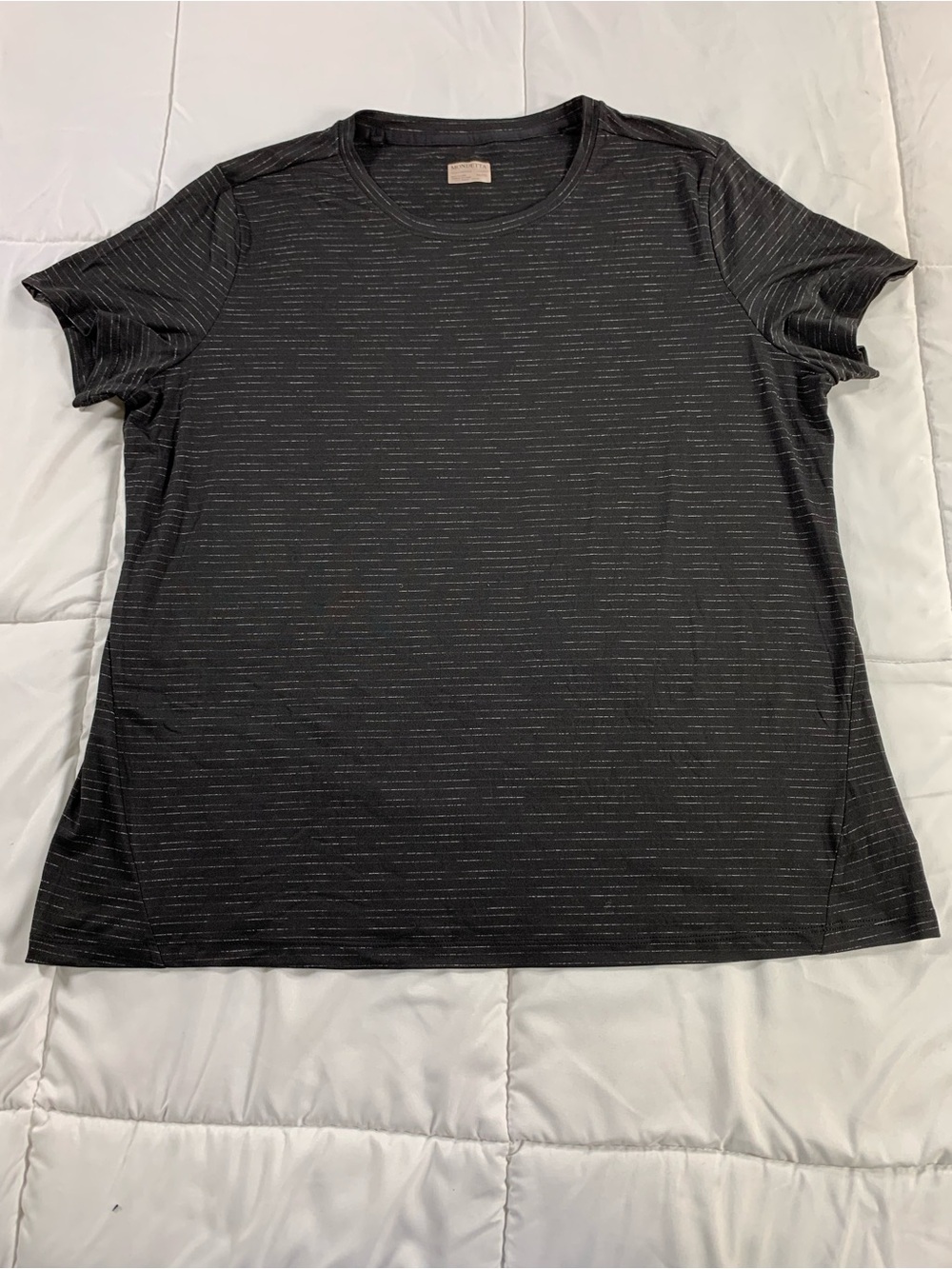 Pre loved MONDETTA shirt mens size XXL